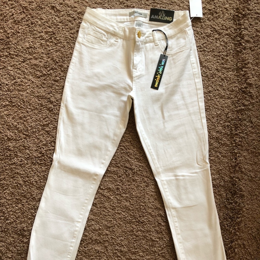 Refuge White Skin Tight Legging Jeans Size 4